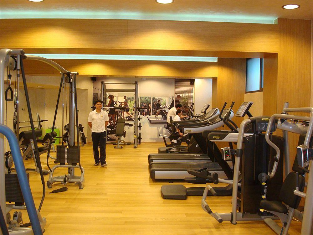 Metropolis Hotel Bistrita  Ngoại thất bức ảnh