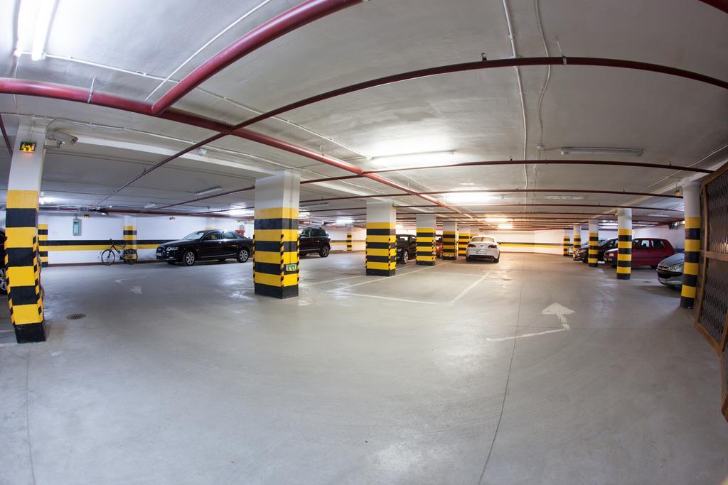 Metropolis Hotel Bistrita  Ngoại thất bức ảnh